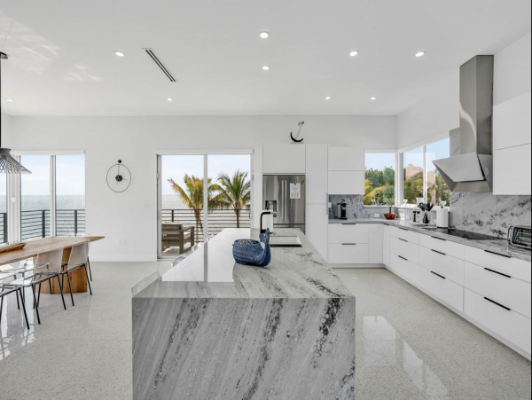 Luxury Marathon Keys Oceanfront Vacation Pool Villa