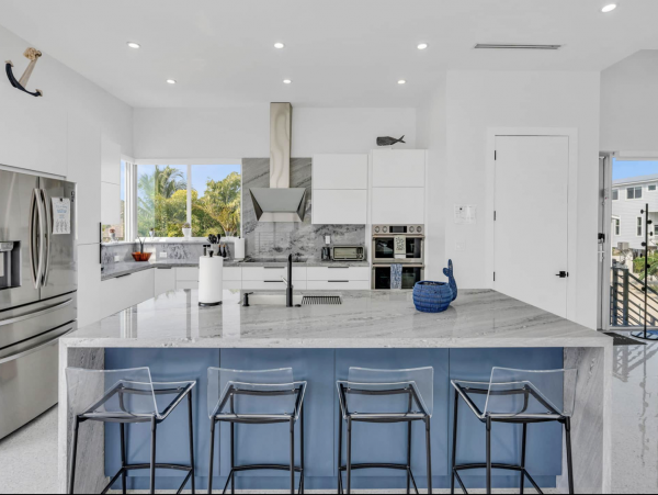 Luxury Marathon Keys Oceanfront Vacation Pool Villa
