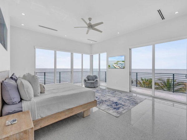 Luxury Marathon Keys Oceanfront Vacation Pool Villa