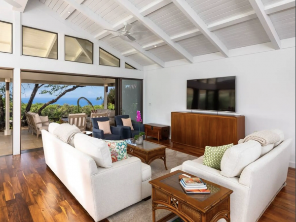 Waimea Pure Luxury 3/4 bedroom Villa Pacific Views