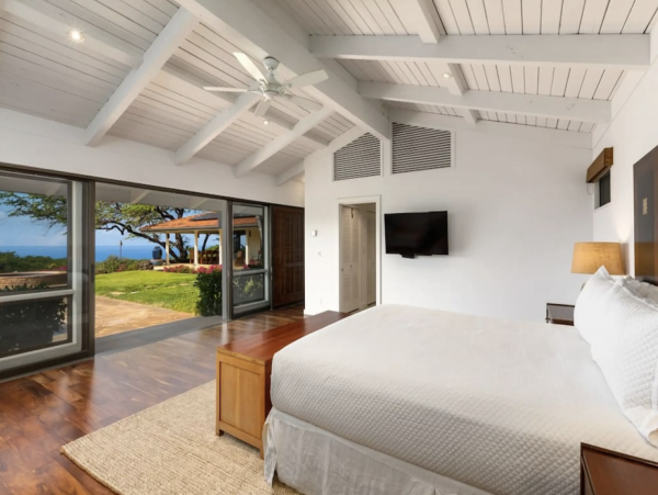 Waimea Pure Luxury 3/4 bedroom Villa Pacific Views