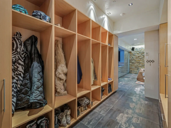 Aspen Luxury Five Bedroom Residence
