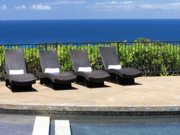 Almost on the Beach Luxury Kailua-Kona Vacation Villa