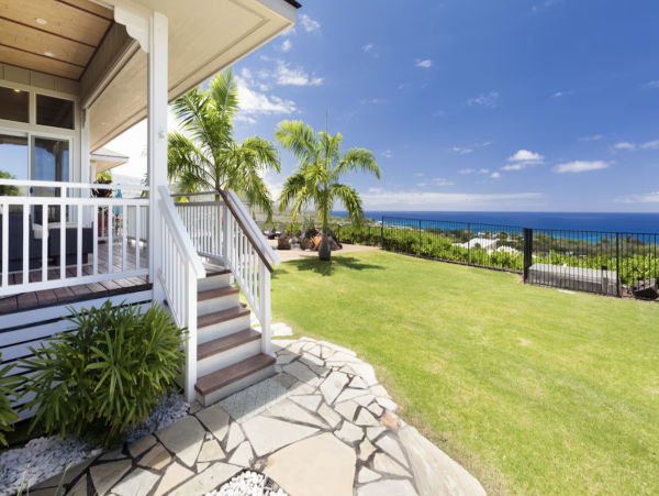 Almost on the Beach Luxury Kailua-Kona Vacation Villa