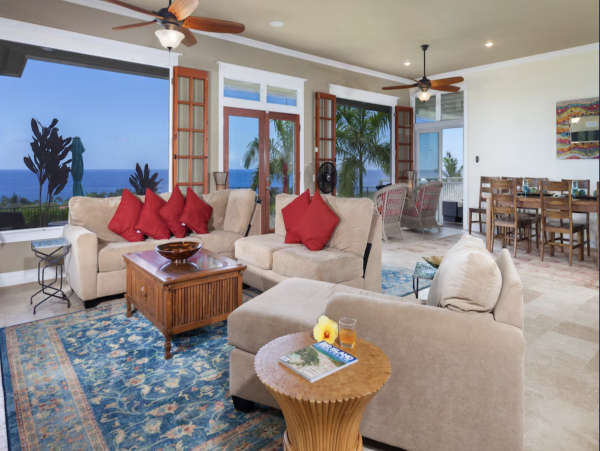 Almost on the Beach Luxury Kailua-Kona Vacation Villa