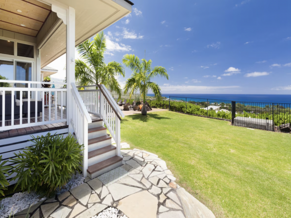 Almost on the Beach Luxury Kailua-Kona Vacation Villa