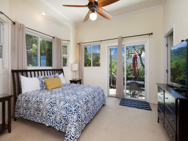 Almost on the Beach Luxury Kailua-Kona Vacation Villa