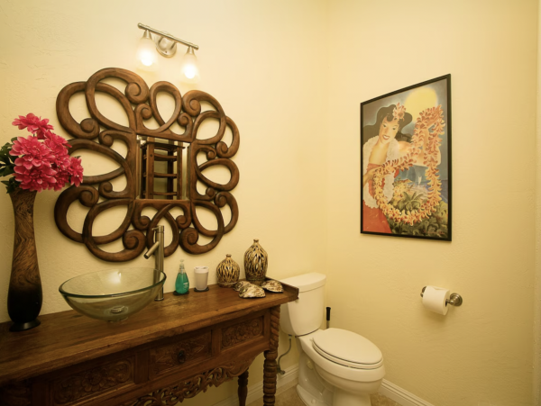 Almost on the Beach Luxury Kailua-Kona Vacation Villa