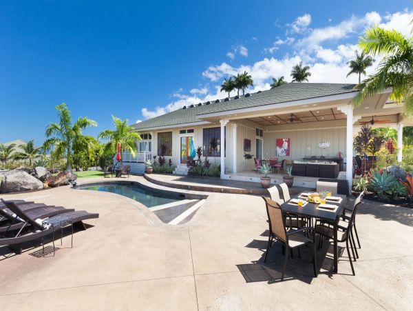 Almost on the Beach Luxury Kailua-Kona Vacation Villa