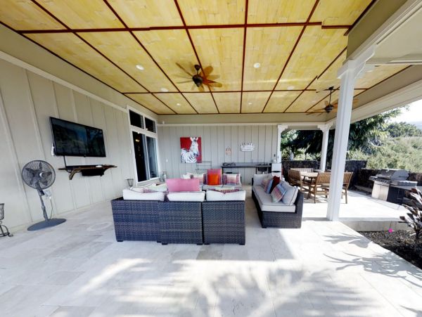 Almost on the Beach Luxury Kailua-Kona Vacation Villa