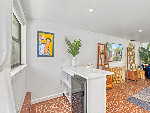 Ultimate Waterfront Vacation Home with Private Pool in Siesta Key