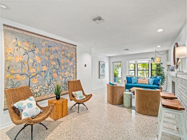 Ultimate Waterfront Vacation Home with Private Pool in Siesta Key