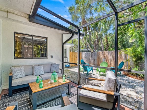 Ultimate Waterfront Vacation Home with Private Pool in Siesta Key