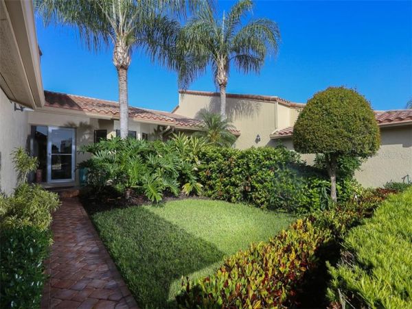 Longboat Key Vacation Pool Home Walk to Beach