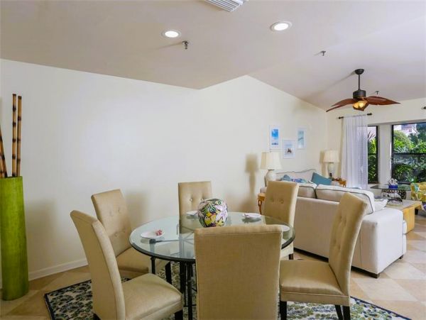 Longboat Key Vacation Pool Home Walk to Beach