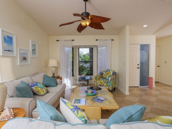 Longboat Key Vacation Pool Home Walk to Beach
