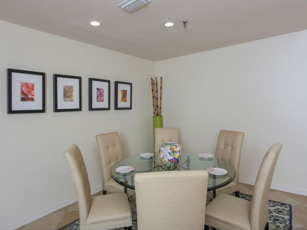 Longboat Key Vacation Pool Home Walk to Beach
