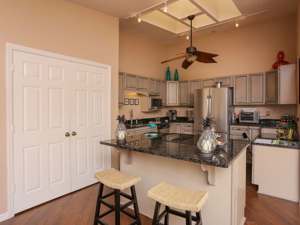 Longboat Key Vacation Pool Home Walk to Beach