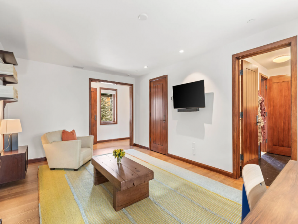 Luxury Ski in Ski out Vacation Rental in Jackson Hole
