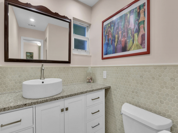 Two Bedroom Vacation Rental Two Blocks to the Beach in Naples