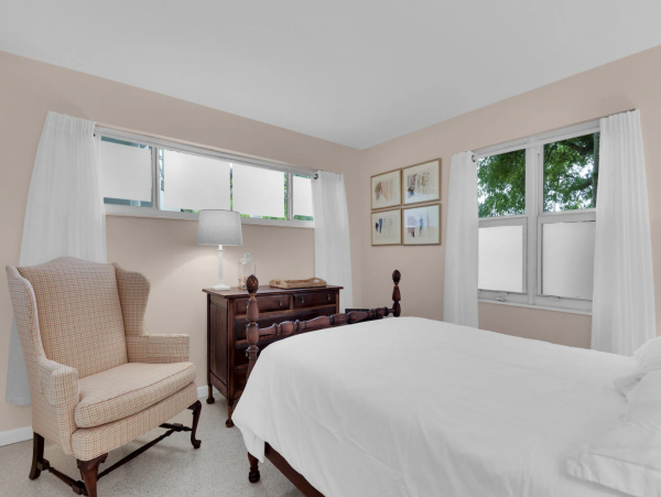 Two Bedroom Vacation Rental Two Blocks to the Beach in Naples