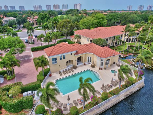 Naples Condo 1090491