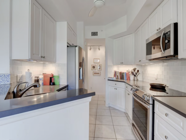Naples Condo 1090491