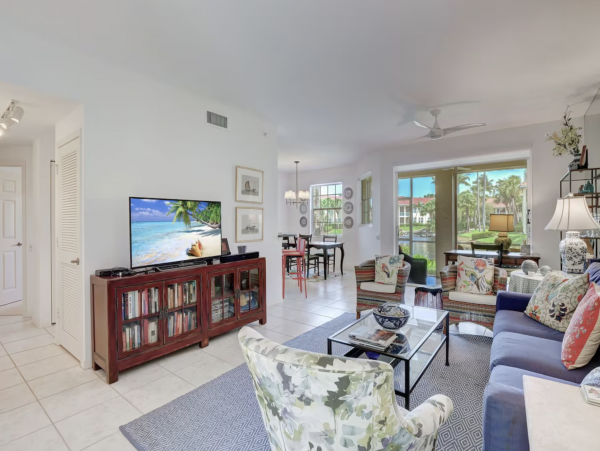 Naples Condo 1090491