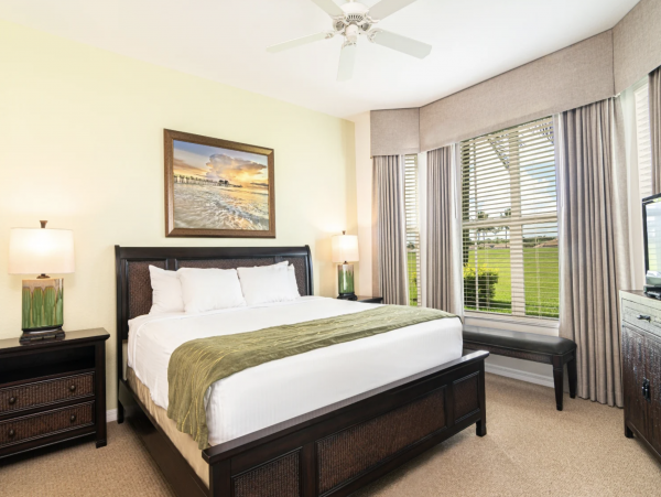 Resort Style Condo Two Bedrooms in Naples