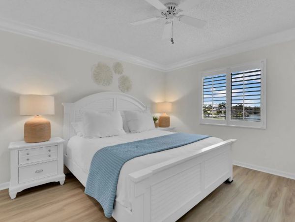 Steps to Beach North Naples Vacation Condo