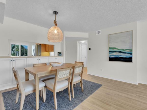 Steps to Beach North Naples Vacation Condo