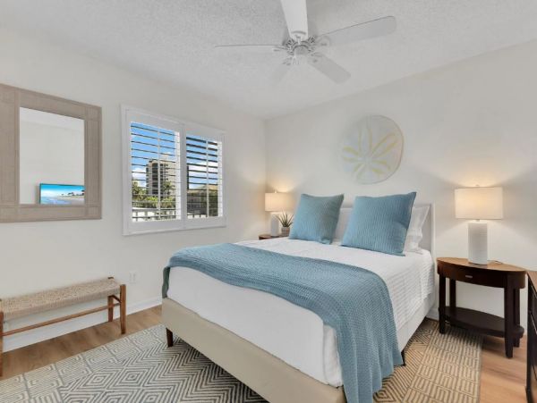 Steps to Beach North Naples Vacation Condo