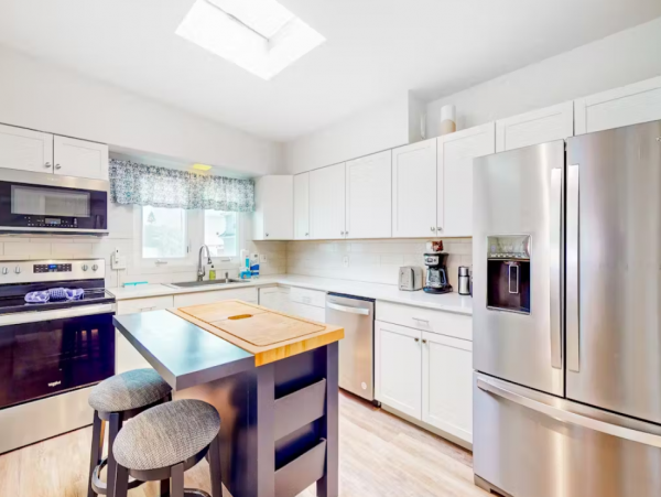 Lovely Vacation Home with 2 Bedrooms in Bradenton Beach
