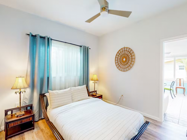 Lovely Vacation Home with 2 Bedrooms in Bradenton Beach
