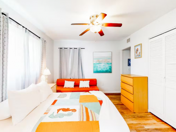 Lovely Vacation Home with 2 Bedrooms in Bradenton Beach