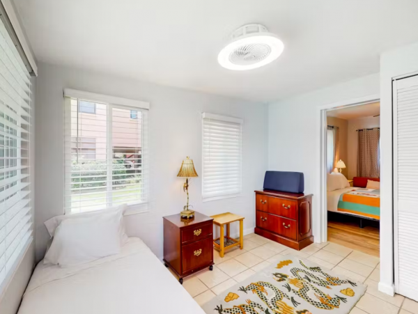 Lovely Vacation Home with 2 Bedrooms in Bradenton Beach