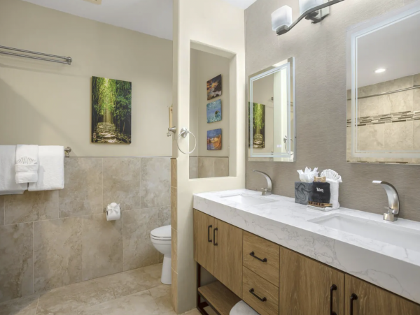 Kaanapali Lovely Vacation Condo 2 Bedrooms Pool & Hot Tub