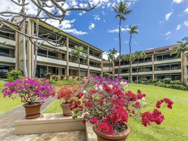 Kaanapali Lovely Vacation Condo 2 Bedrooms Pool & Hot Tub