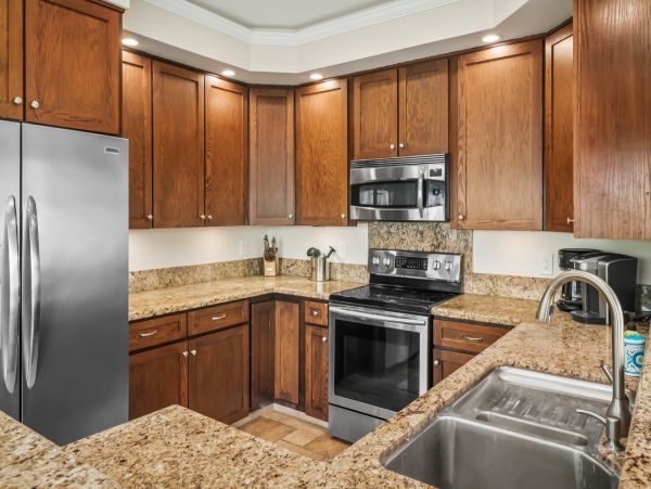 Perfect Getaway with 4 Bedrooms & Great Amenities
