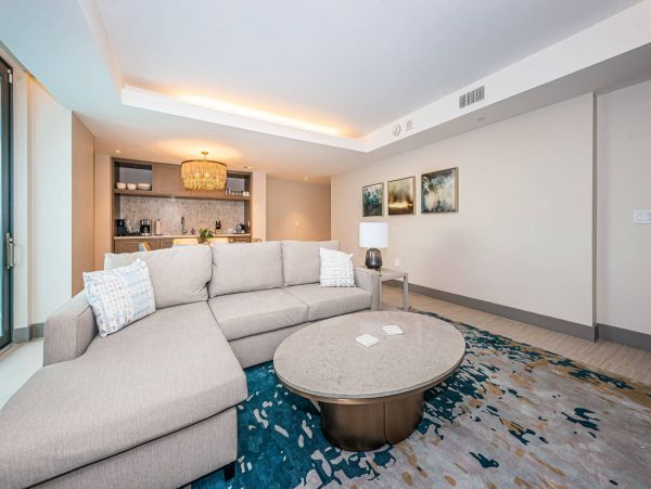 Luxury 3 Bedroom Vacation Condo in Clearwater Beach