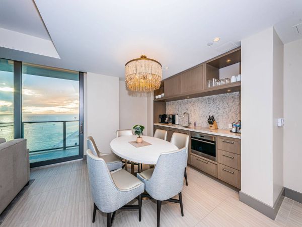 Luxury 3 Bedroom Vacation Condo in Clearwater Beach