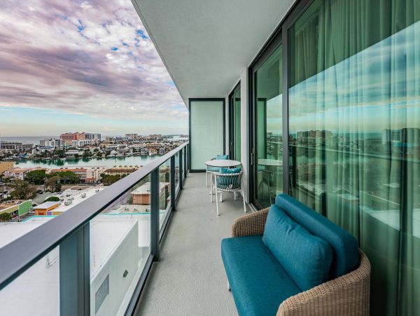 Luxury 3 Bedroom Vacation Condo in Clearwater Beach