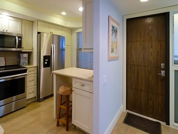 Unforgettable Coastal Retreat with 2 Bedrooms