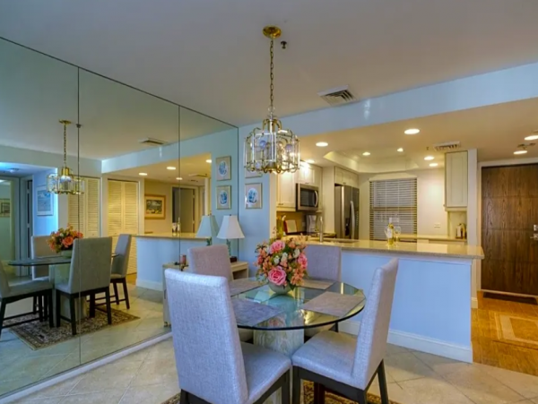 Unforgettable Coastal Retreat with 2 Bedrooms