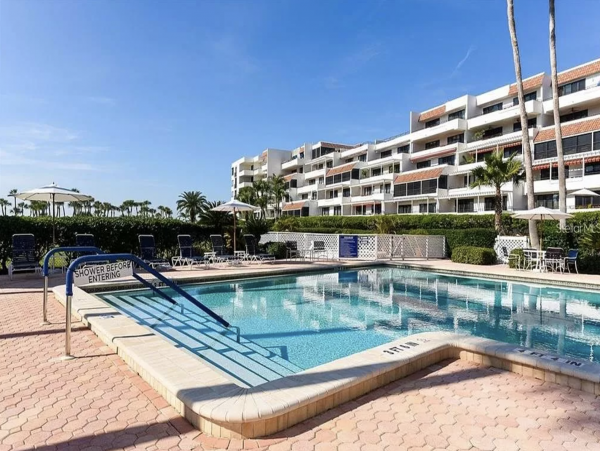 Gorgeous Three Bedroom Beachfront Penthouse in Longboat Key