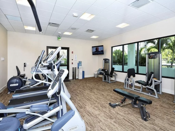 Gorgeous Three Bedroom Beachfront Penthouse in Longboat Key