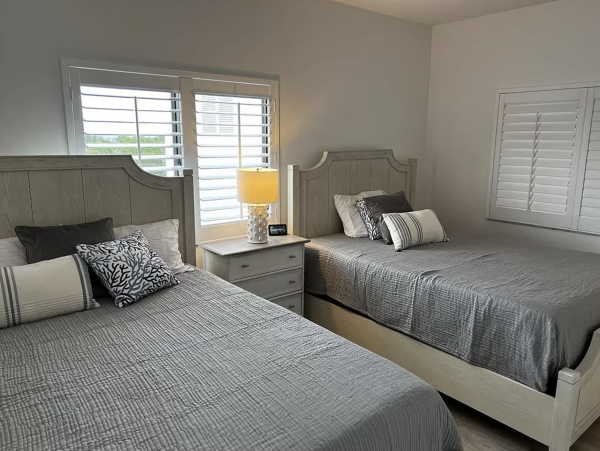 Gorgeous Three Bedroom Beachfront Penthouse in Longboat Key