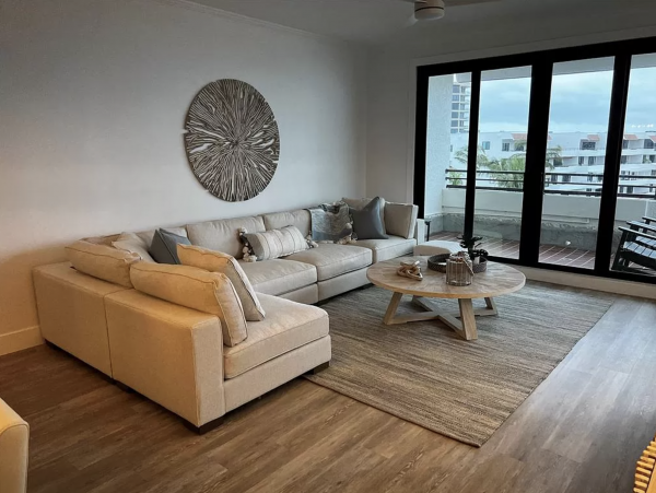 Gorgeous Three Bedroom Beachfront Penthouse in Longboat Key