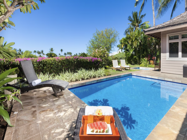 Single Level Four Bedroom Luxury Vacation Villa Waimea