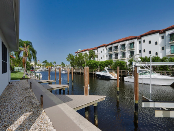 Lovely Naples Vacation Condo with Boat Dock
